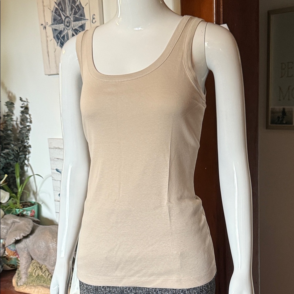 NWT northern reflections size small cotton Women's Tan Sleeveless Top